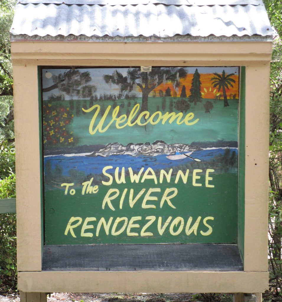 Suwannee River Rendezvous Resort & Campground Pool 