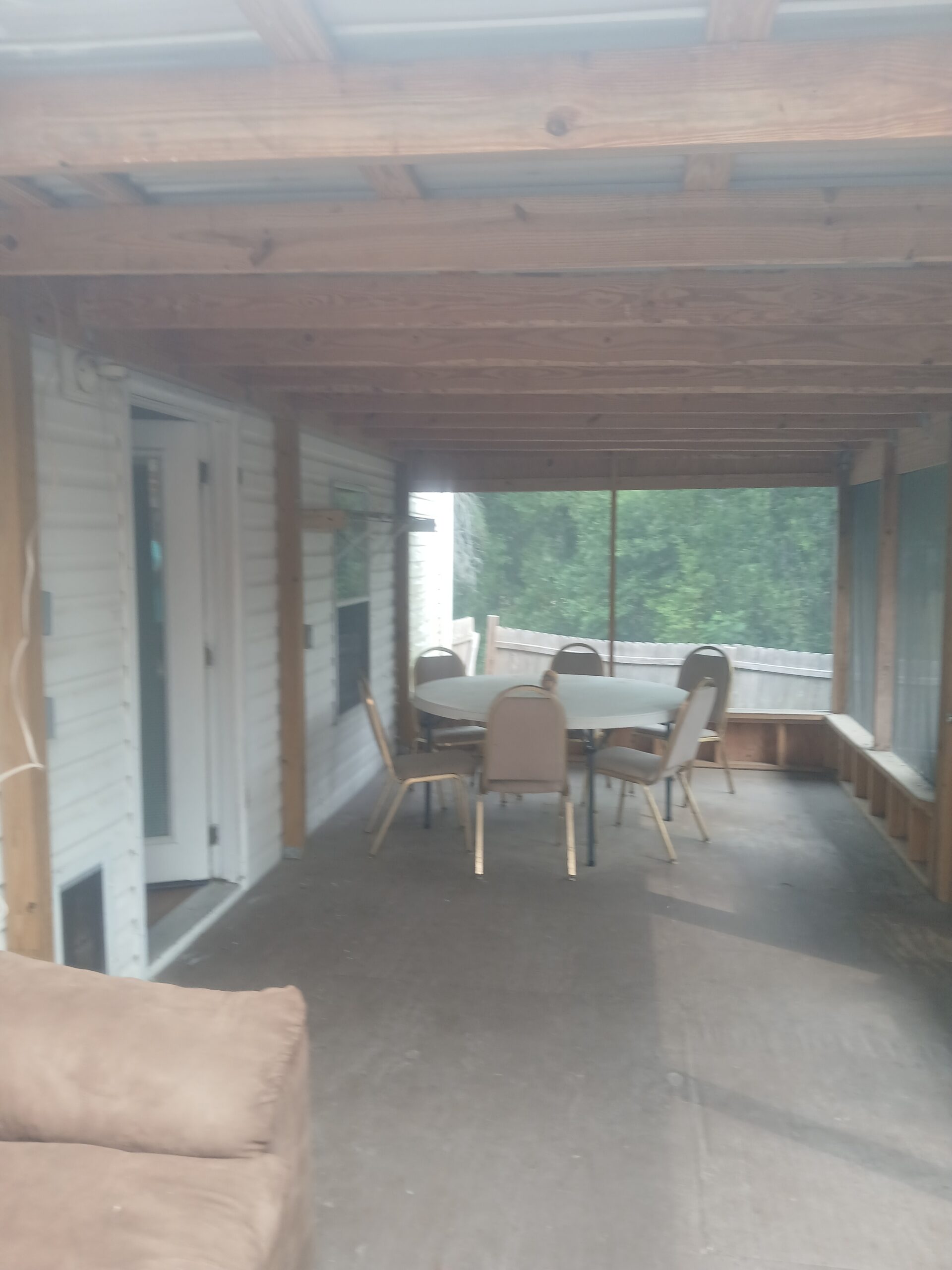 White House screened porch
